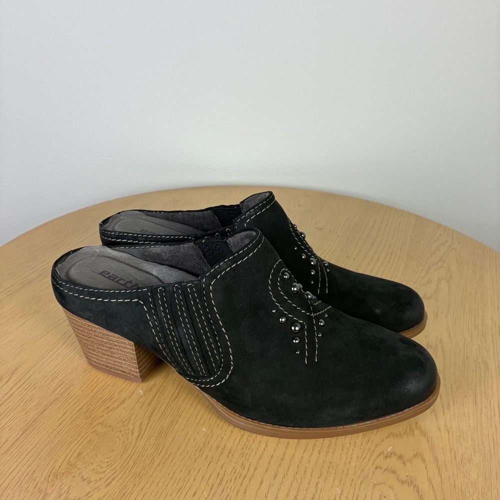 Earth Mendon Leather Studded Clog Mules Womens 8D Boho Fall Comfort Western
